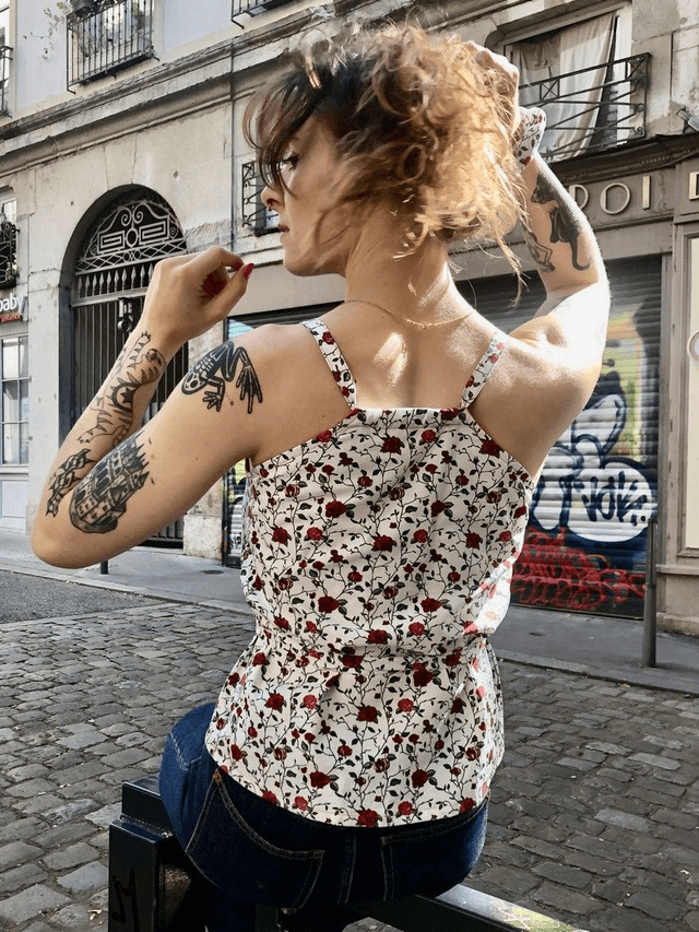 Top MiKro blanc roses 