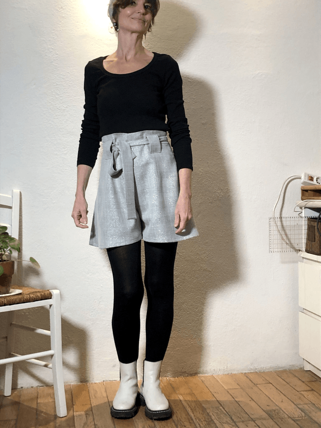 Short argenté Taille 38