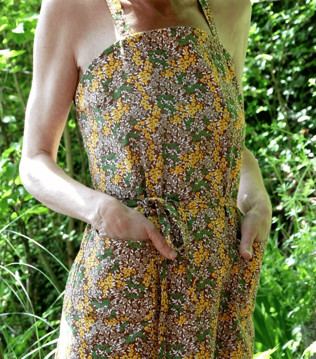 Robe Mikro brune fleurs jaunes